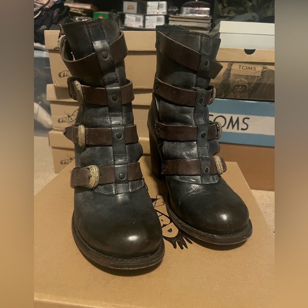 Freebird by Steven Eve boots black size 10